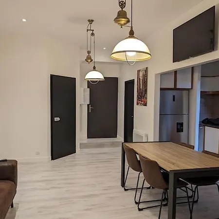 R'apparts T3 Industrial Spirit Apartment